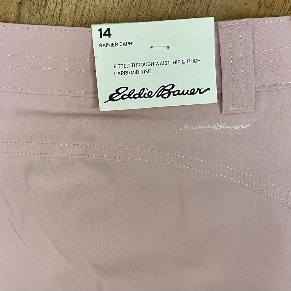 Eddie Bauer Women's Light Plum Women’s 14 Capri Pants - Picture 6 of 14